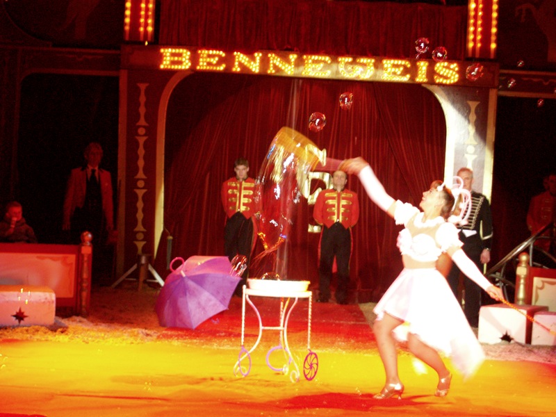 Cirkus Benneweis (The SHOW 2009)